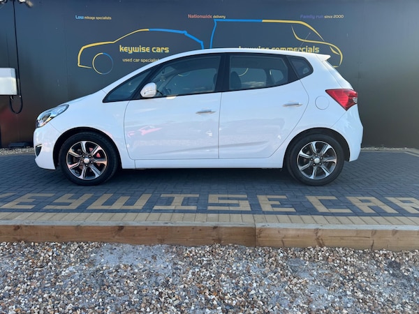 Used Hyundai Ix20 2015 for sale - 76032726: Photo 2