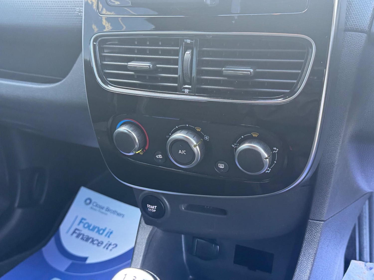 Used Renault Clio 2026 for sale - 77882553: Photo 32