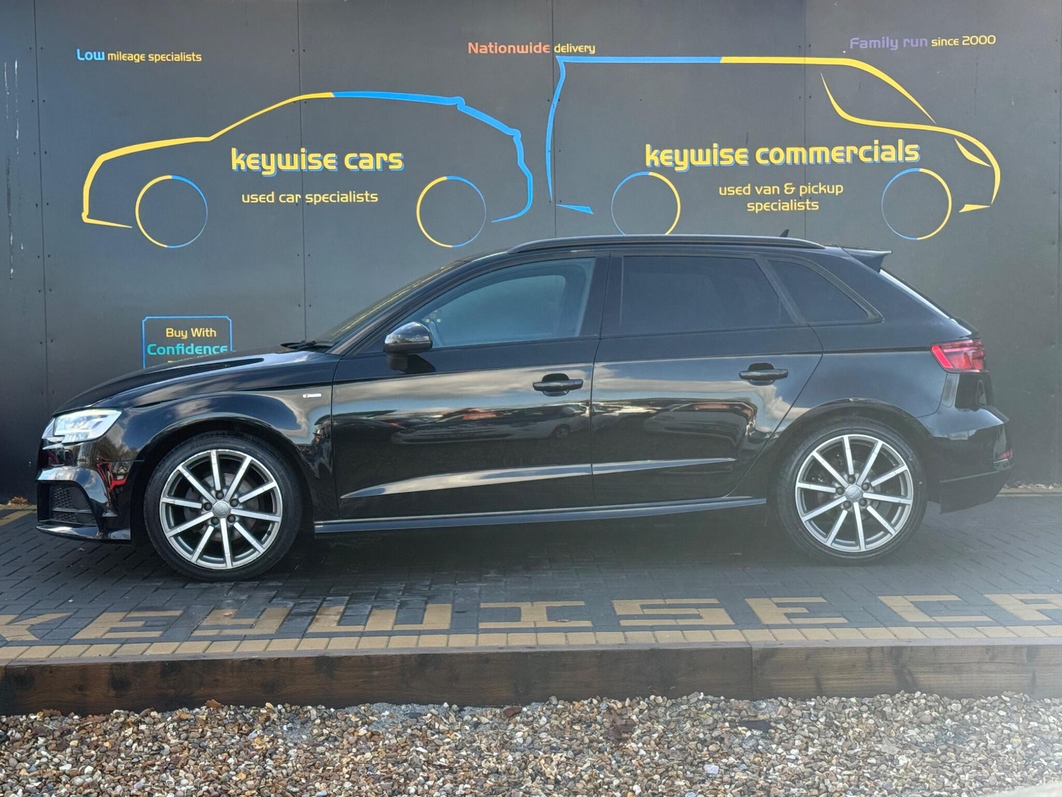 Used Audi A3 2018 for sale - 76925943: Photo 2