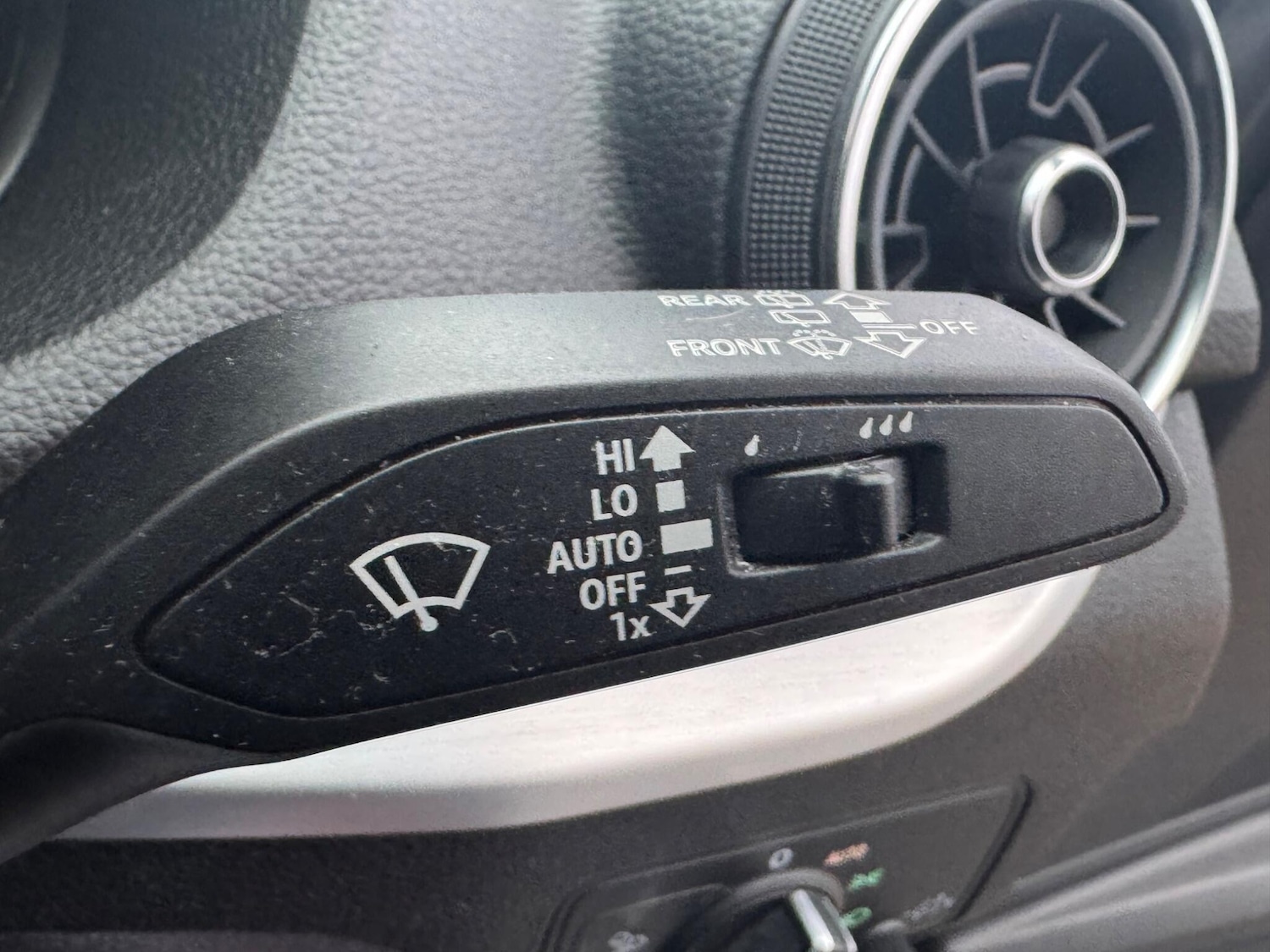 Used Audi Q2 2020 for sale - 77029676: Photo 32