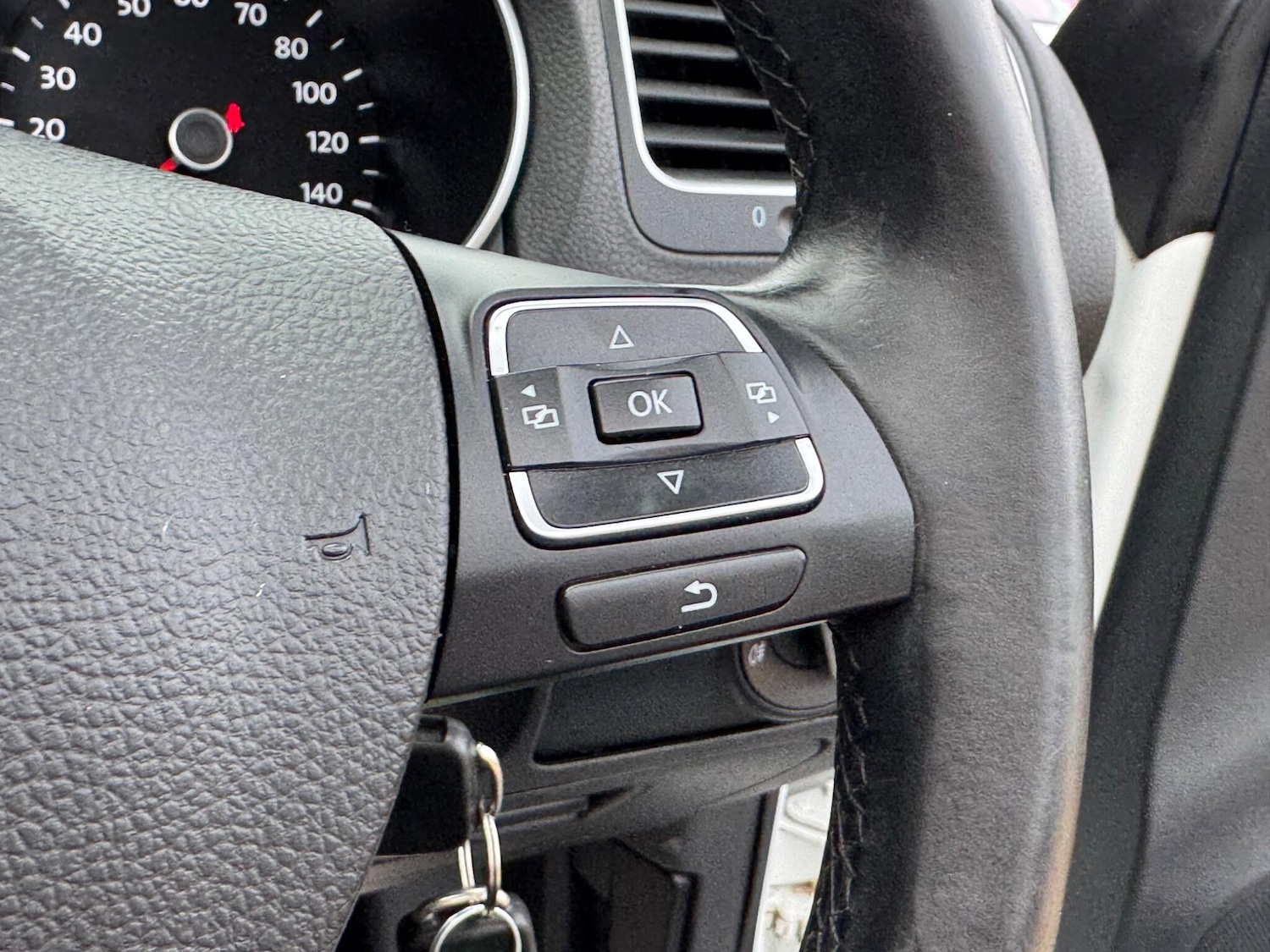 Used Volkswagen Golf 2016 for sale - 76457260: Photo 27