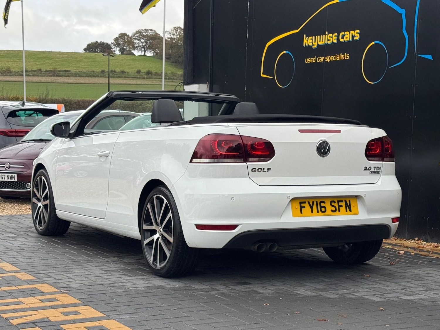 Used Volkswagen Golf 2016 for sale - 76457260: Photo 3