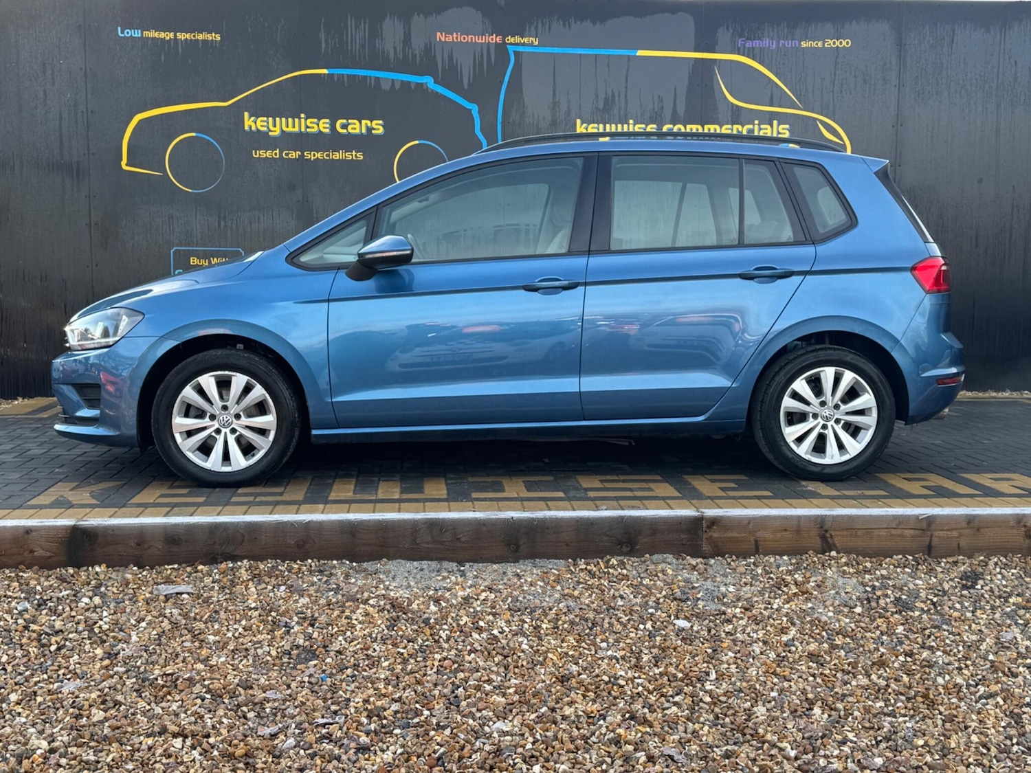 Used Volkswagen Golf SV 2015 for sale - 77203350: Photo 2