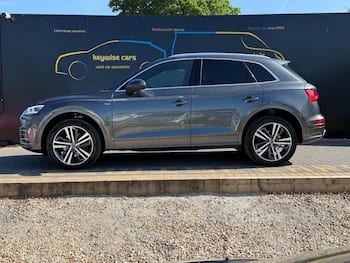 Used Audi Q5 2020 for sale - 79676793: Photo