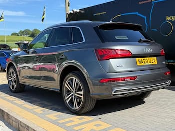 Used Audi Q5 2020 for sale - 79676793: Photo