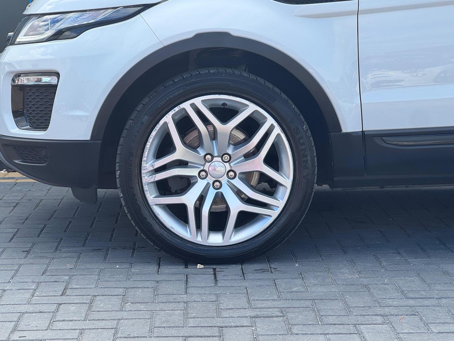 Used Land Rover Range Rover Evoque 2016 for sale - 76189258: Photo 11