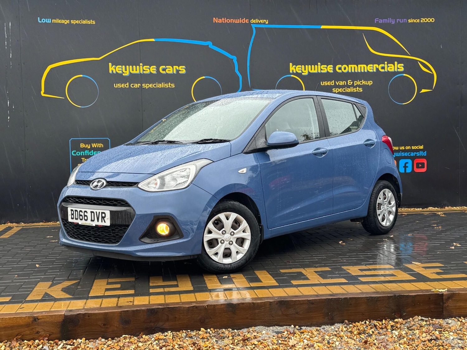 Used Hyundai i10 2016 for sale - 76832261: Photo 1
