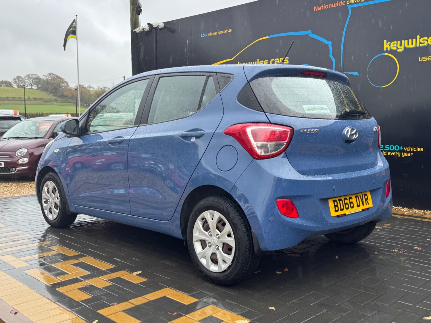 Used Hyundai i10 2016 for sale - 76832261: Photo 3