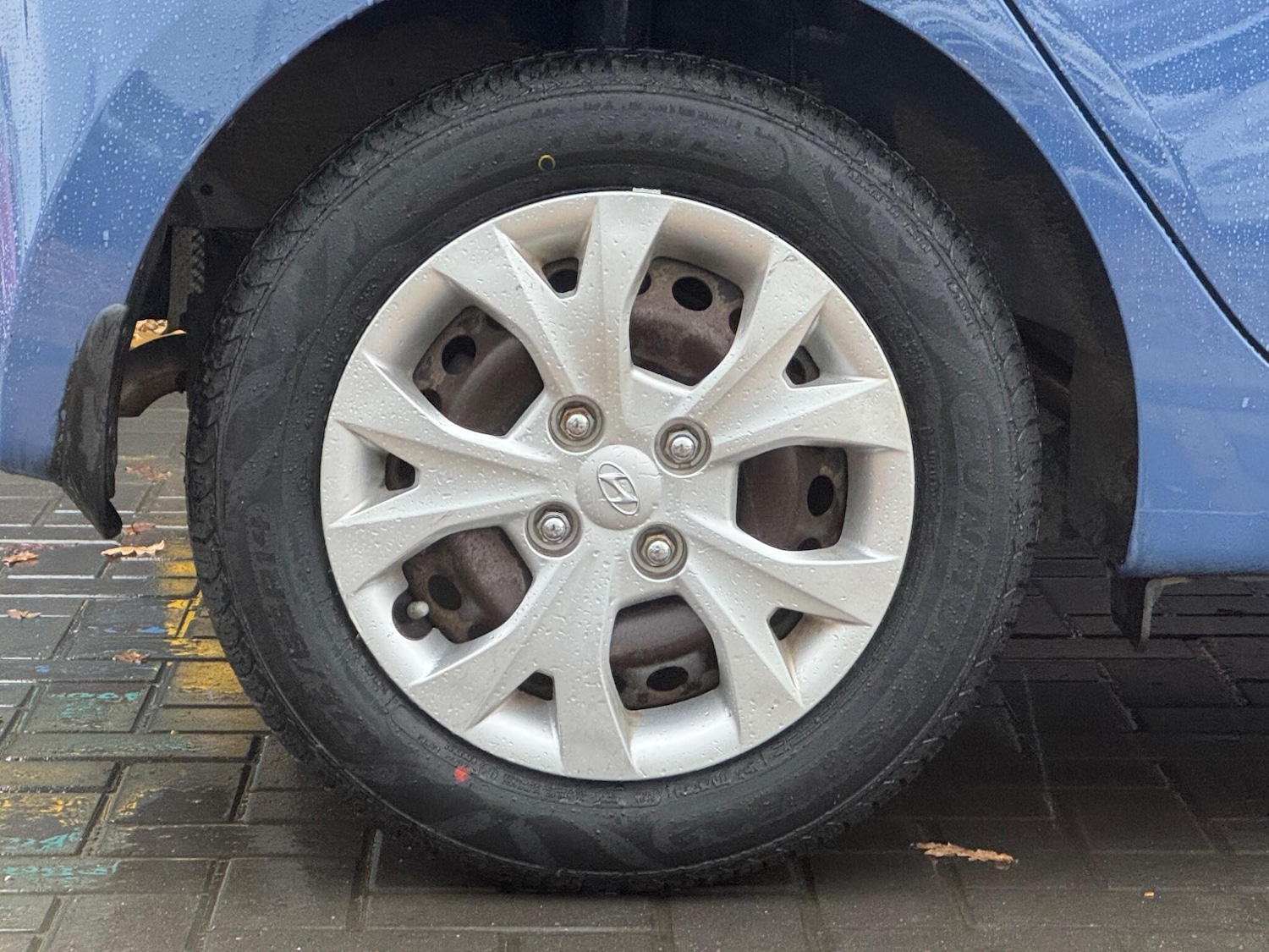 Used Hyundai i10 2016 for sale - 76832261: Photo 9