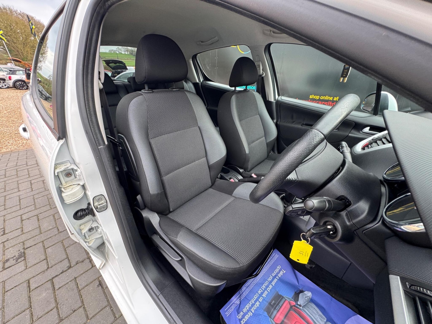 Used Peugeot 207 2012 for sale - 77737192: Photo 19