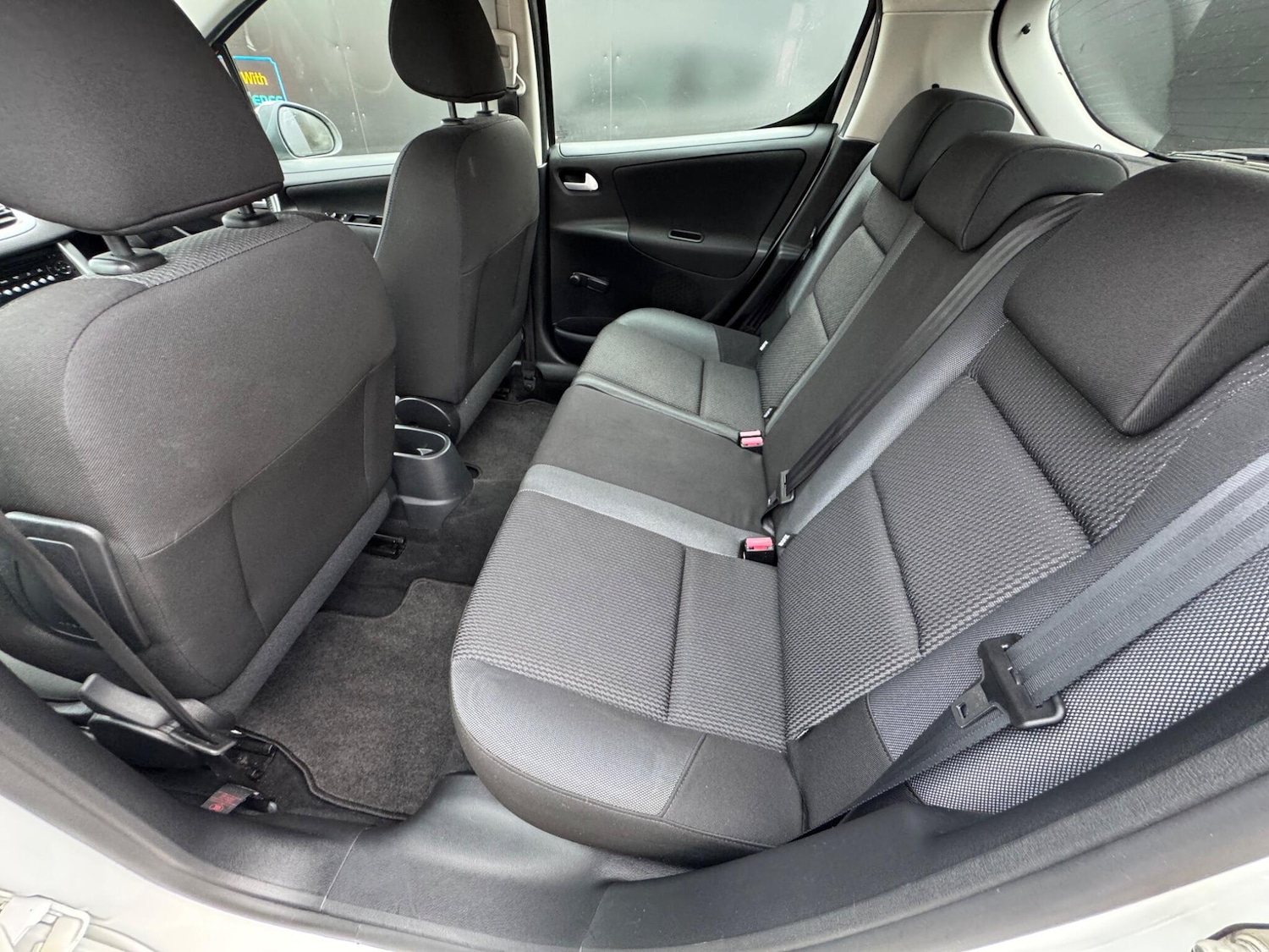 Used Peugeot 207 2012 for sale - 77737192: Photo 25