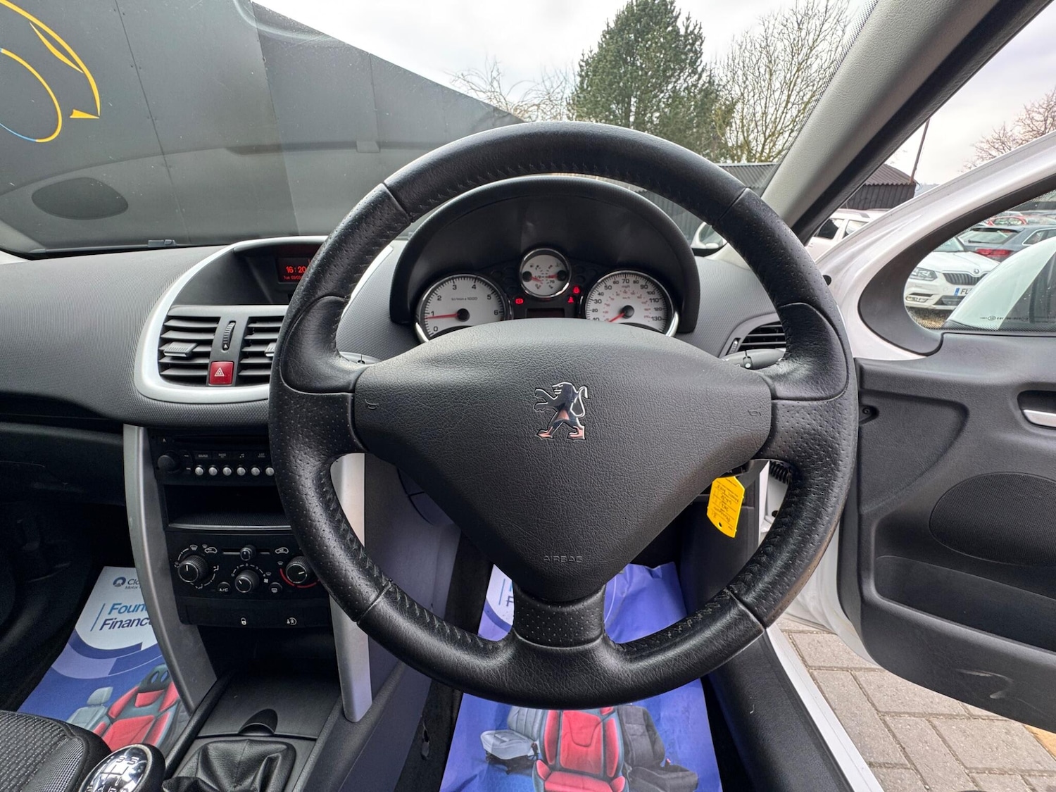 Used Peugeot 207 2012 for sale - 77737192: Photo 27