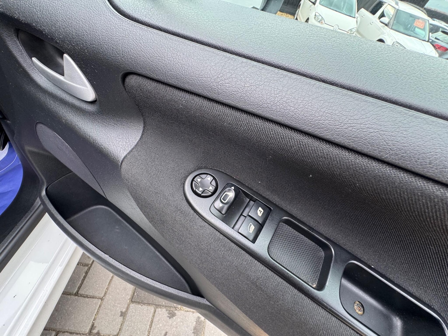 Used Peugeot 207 2012 for sale - 77737192: Photo 31