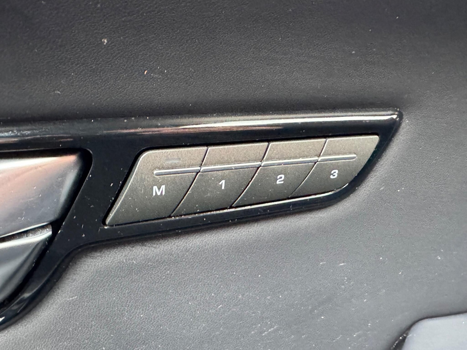 Used Land Rover Range Rover Evoque 2018 for sale - 77412128: Photo 40