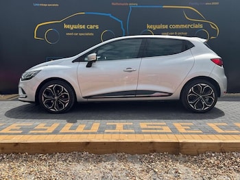 Used Renault Clio 2019 for sale - 76388184: Photo