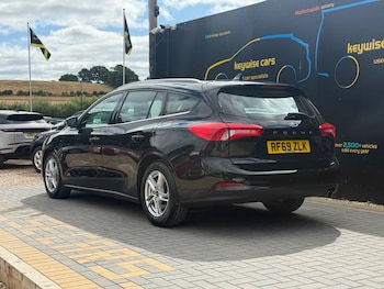 Used Ford Focus 2026 for sale - 79336599: Photo