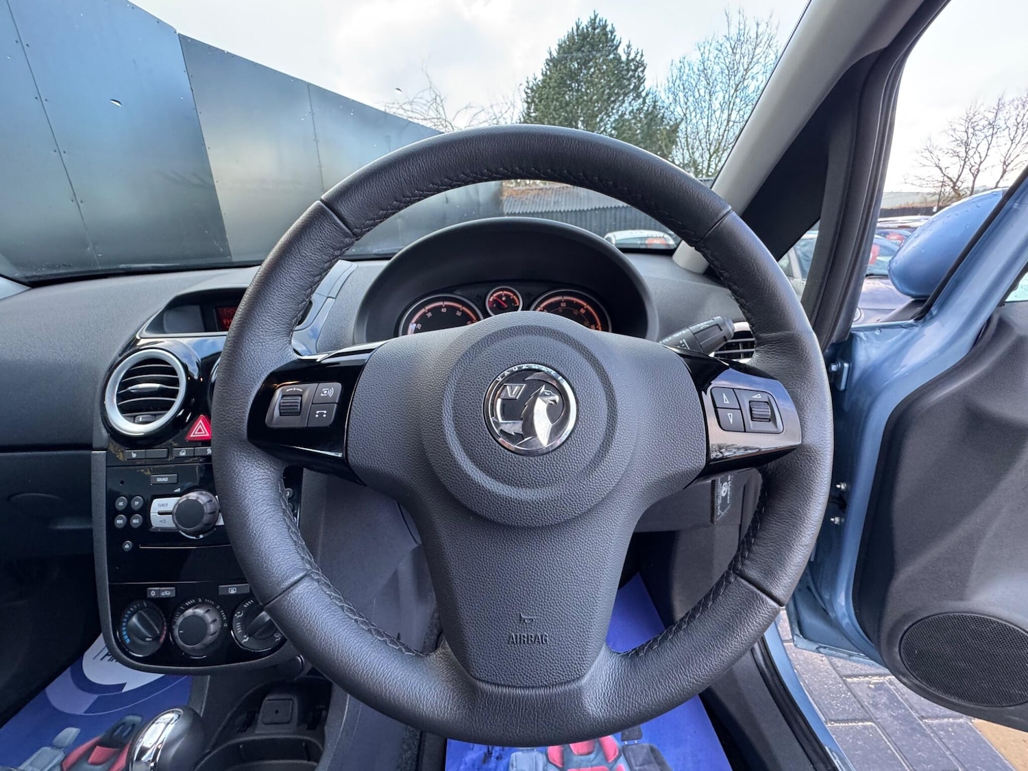 Used Vauxhall Corsa 2014 for sale - 77229240: Photo 21