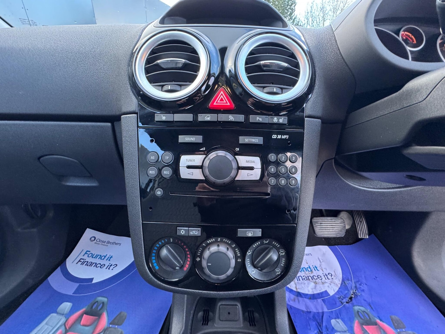 Used Vauxhall Corsa 2014 for sale - 77229240: Photo 23