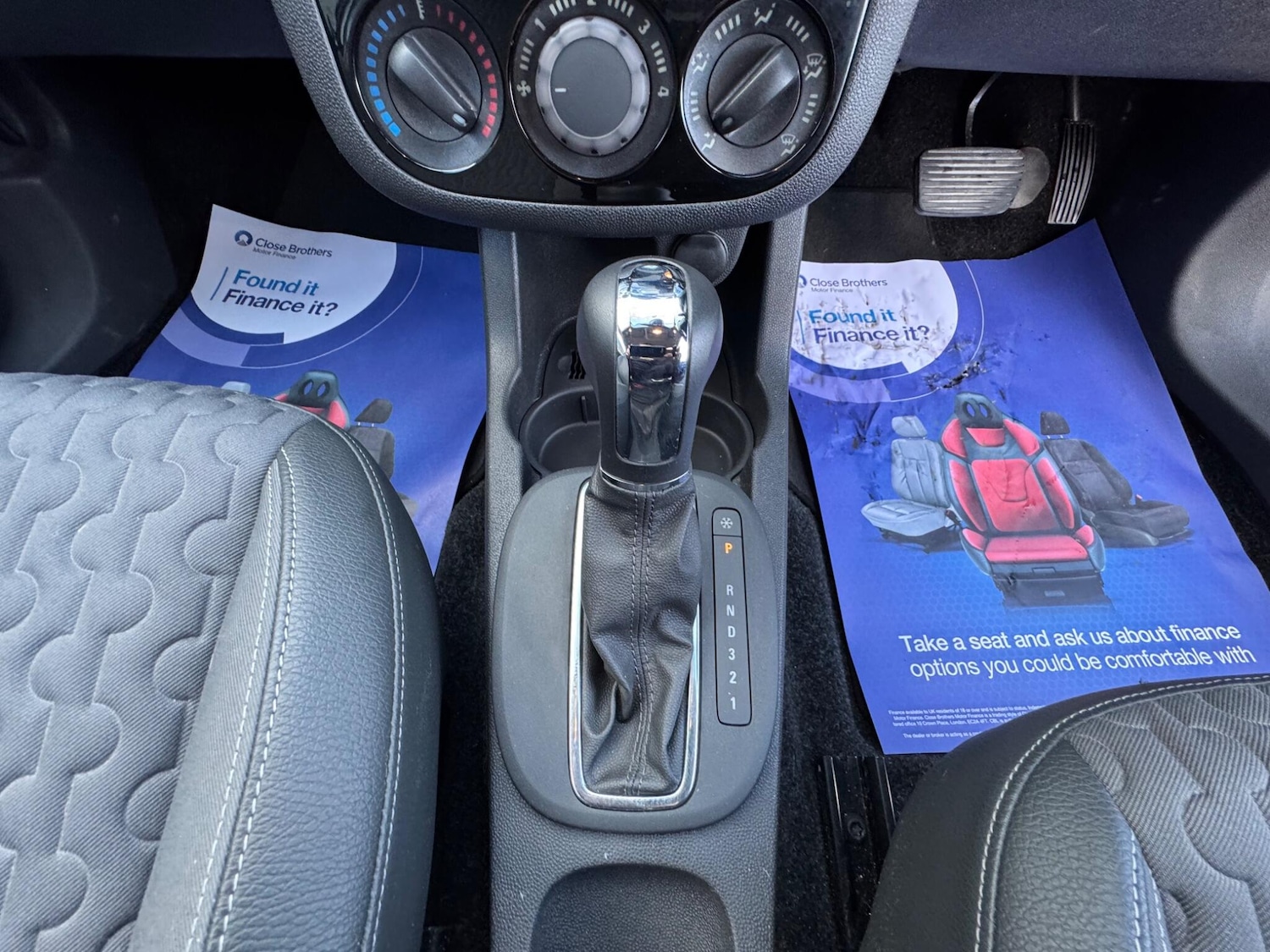 Used Vauxhall Corsa 2014 for sale - 77229240: Photo 24