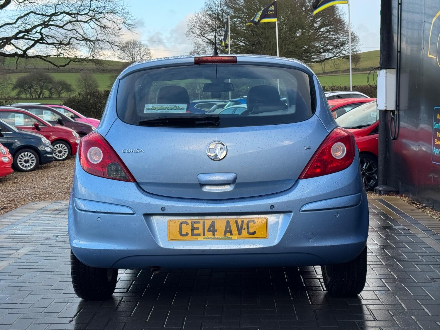 Used Vauxhall Corsa 2014 for sale - 77229240: Photo 4