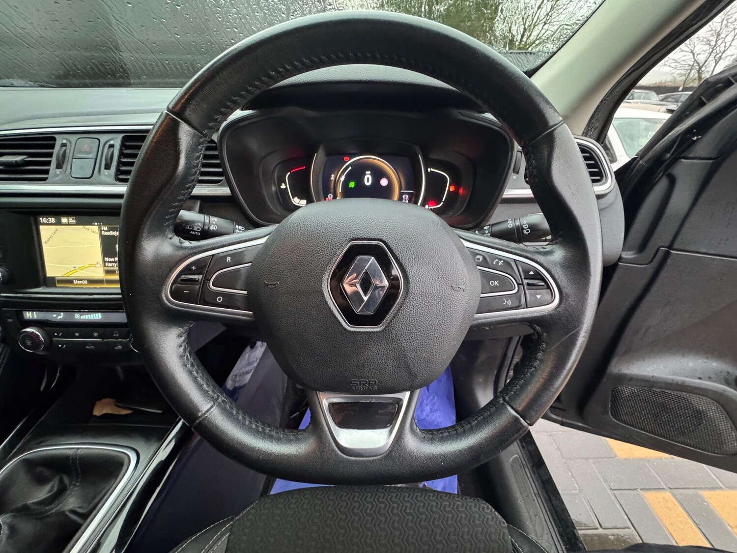 Used Renault Kadjar for sale - 77496898: Photo 28