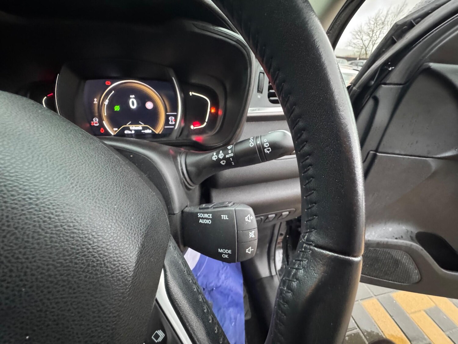 Used Renault Kadjar for sale - 77496898: Photo 32