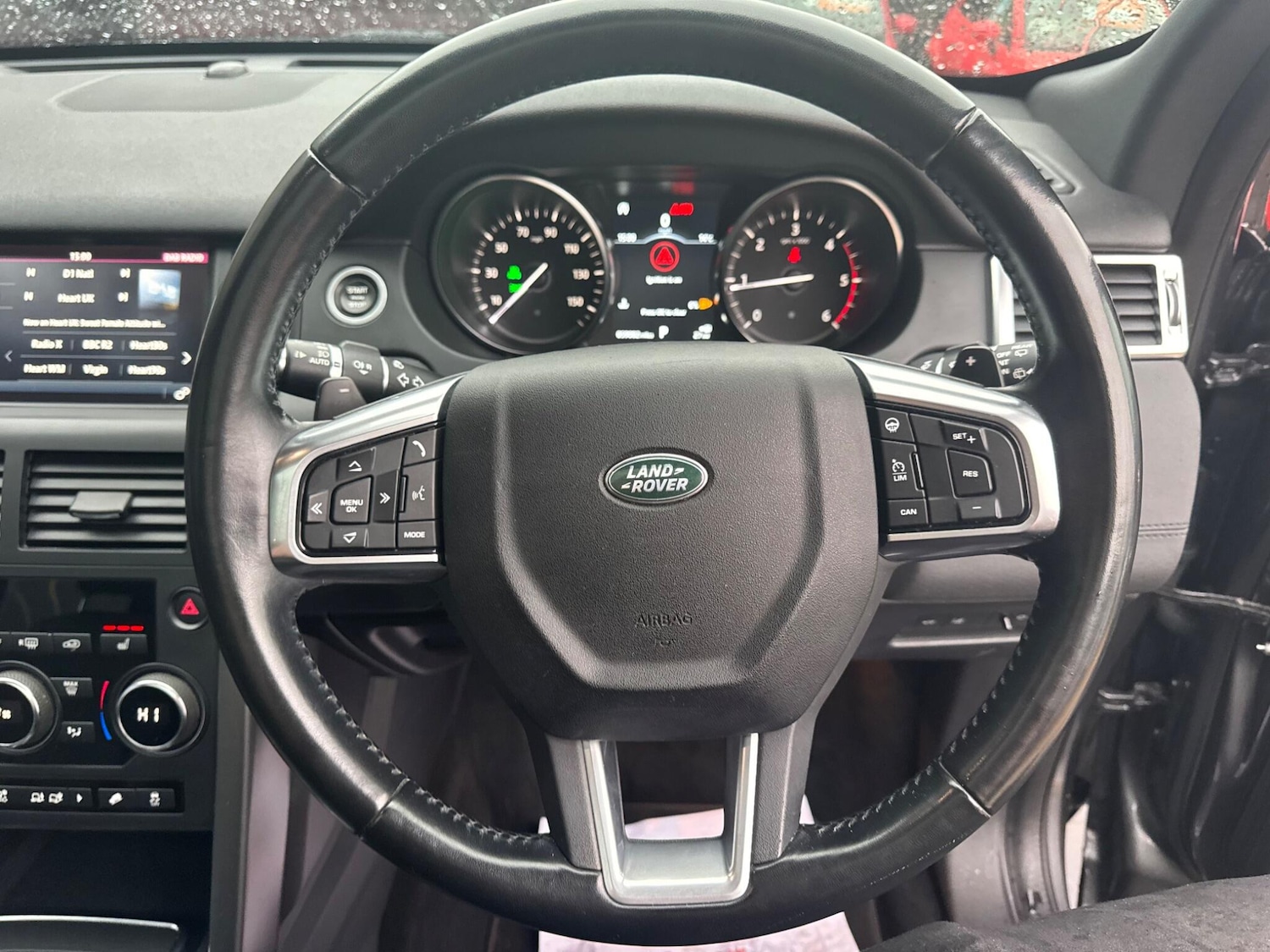 Used Land Rover Discovery Sport 2018 for sale - 76993023: Photo 28