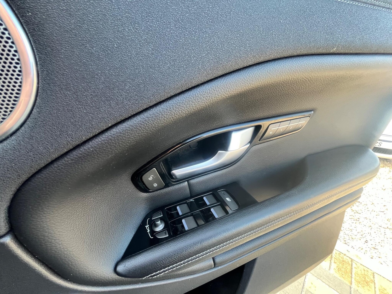 Used Land Rover Range Rover Evoque 2018 for sale - 78034286: Photo 34