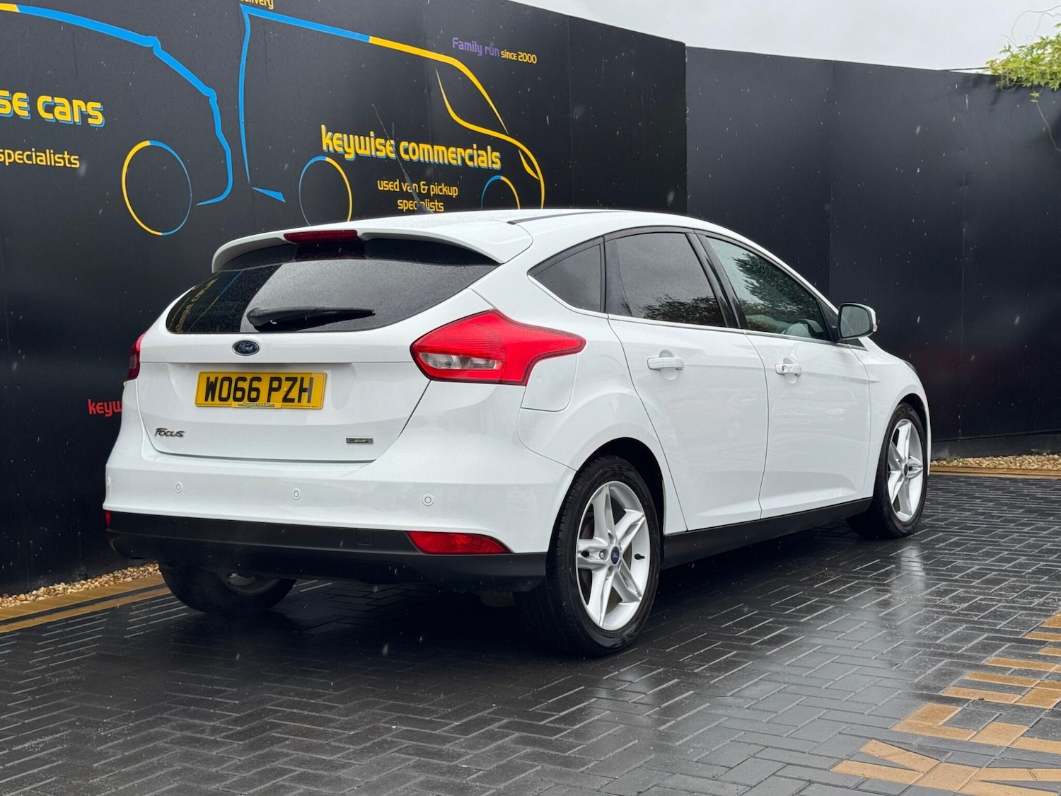 Used Ford Focus 2017 for sale - 76409121: Photo 6