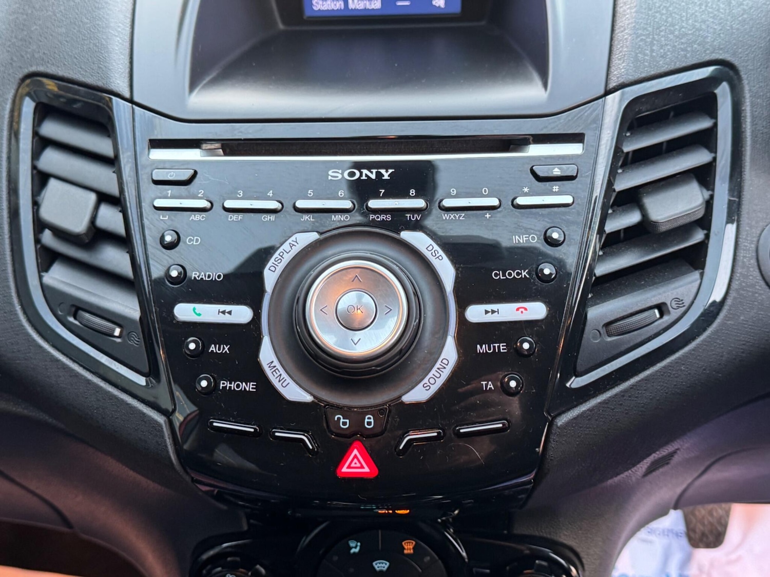 Used Ford Fiesta 2014 for sale - 76607523: Photo 31