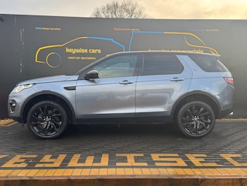 Used Land Rover Discovery Sport 2018 for sale - 76781723: Photo