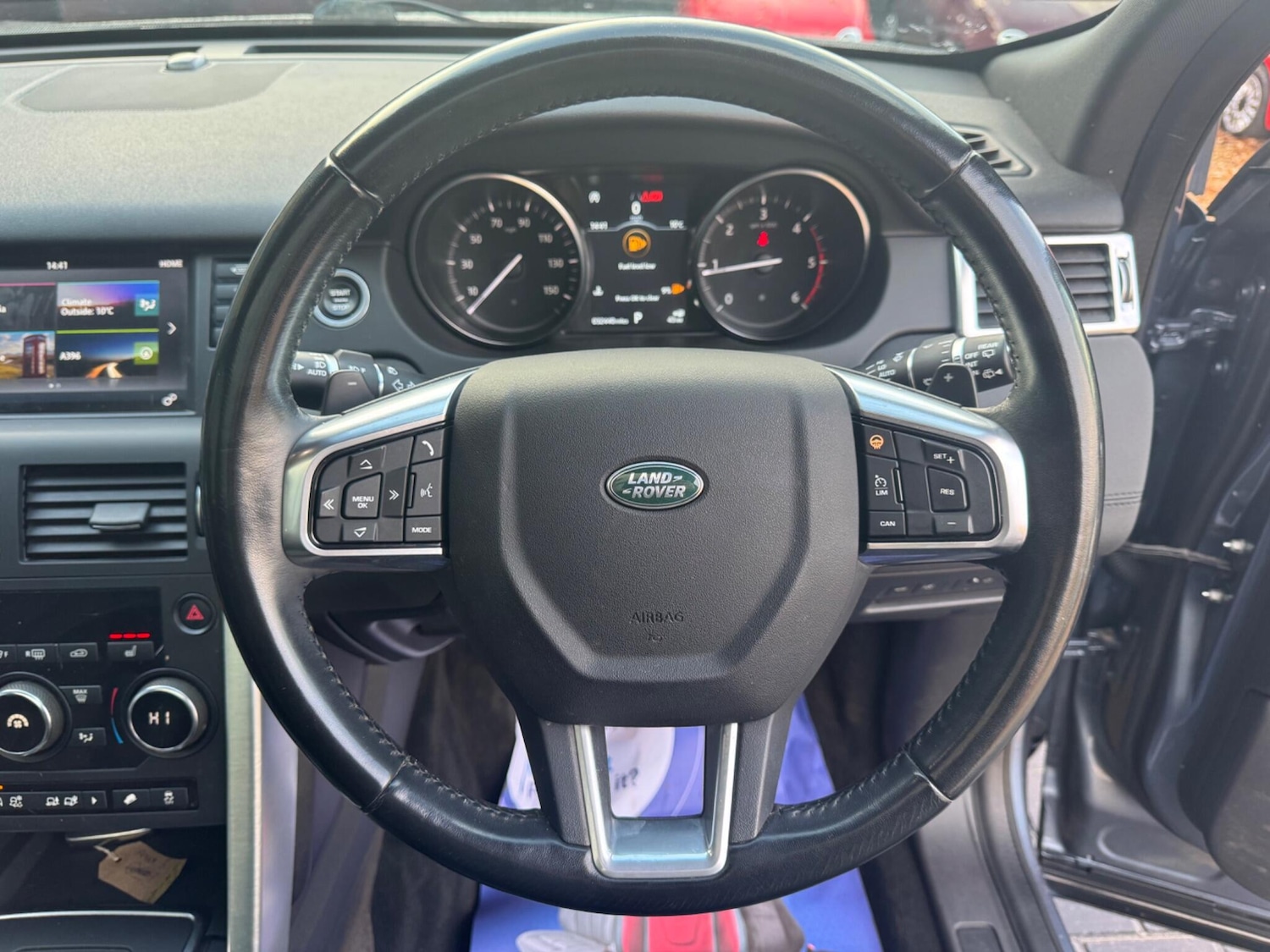 Used Land Rover Discovery Sport 2018 for sale - 76781723: Photo 31