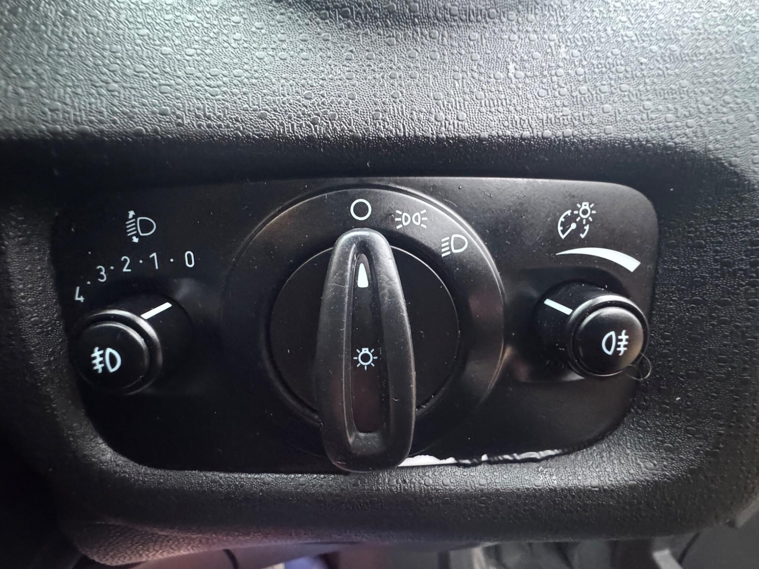 Used Ford Fiesta 2016 for sale - 77291953: Photo 31