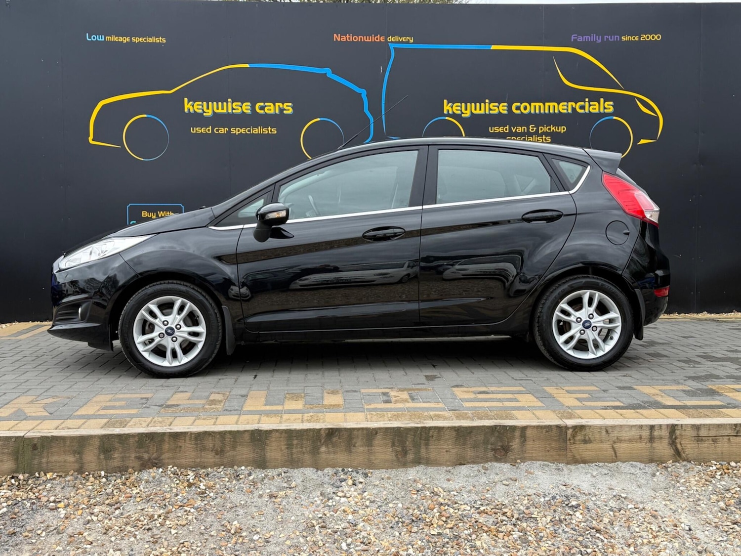Used Ford Fiesta 2015 for sale - 78100136: Photo 2