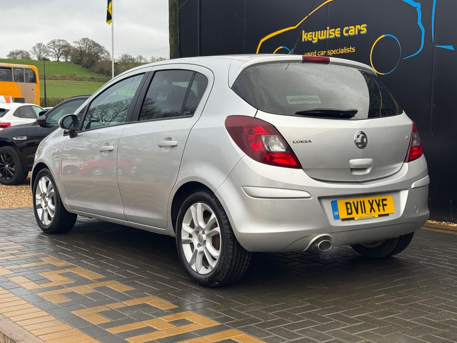 Used Vauxhall Corsa for sale - 77909680: Photo 3