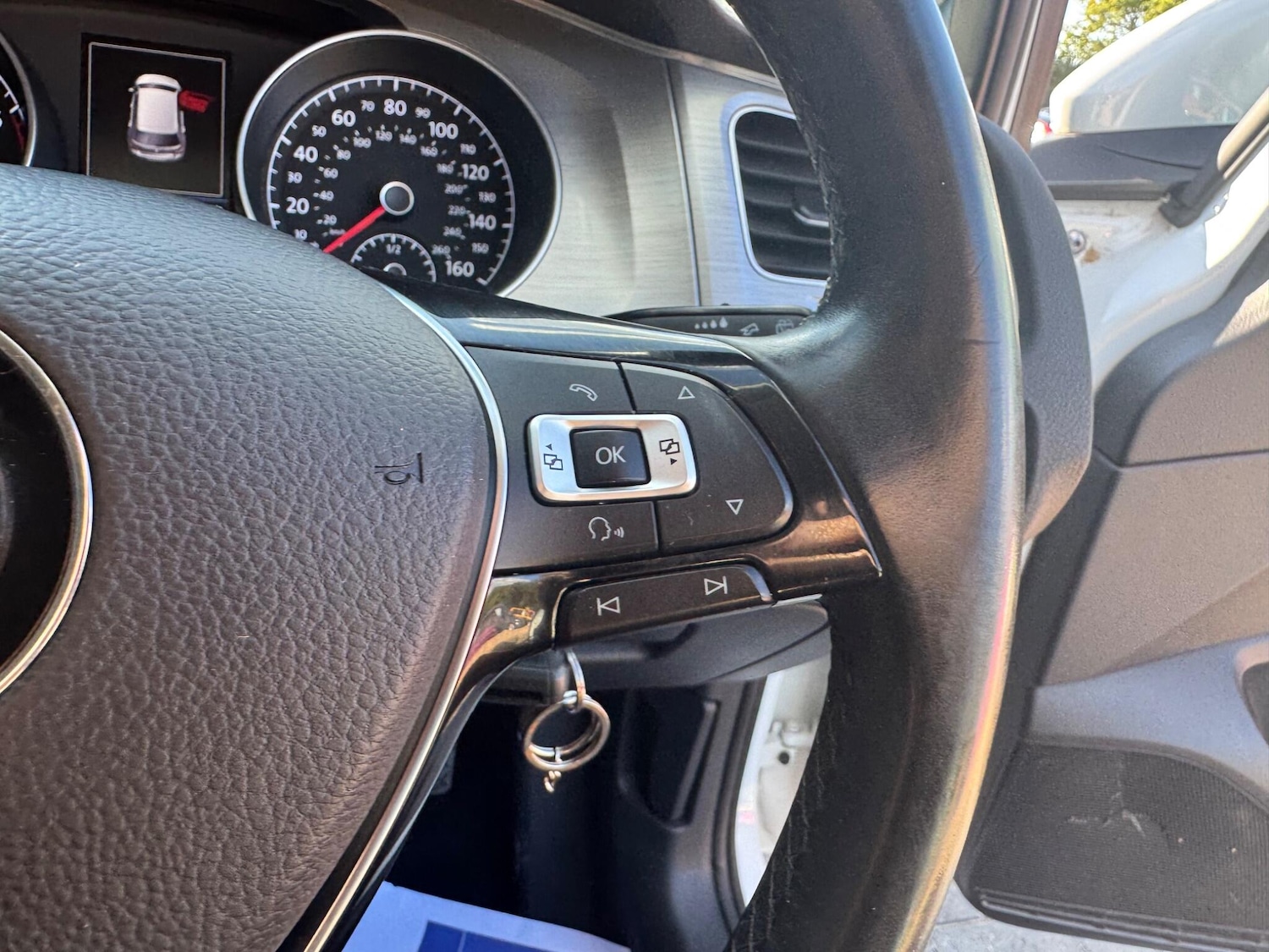 Used Volkswagen Golf 2016 for sale - 76043268: Photo 24