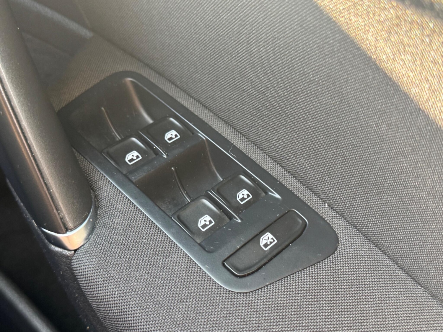 Used Volkswagen Golf 2016 for sale - 76043268: Photo 31