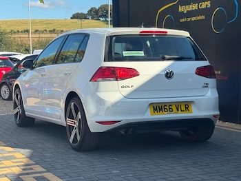 Used Volkswagen Golf 2016 for sale - 76043268: Photo 3