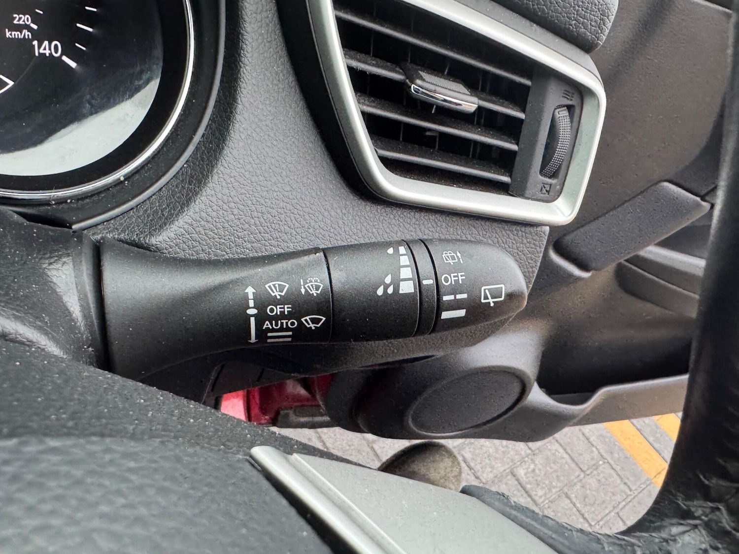 Used Nissan Qashqai 2017 for sale - 76473192: Photo 30