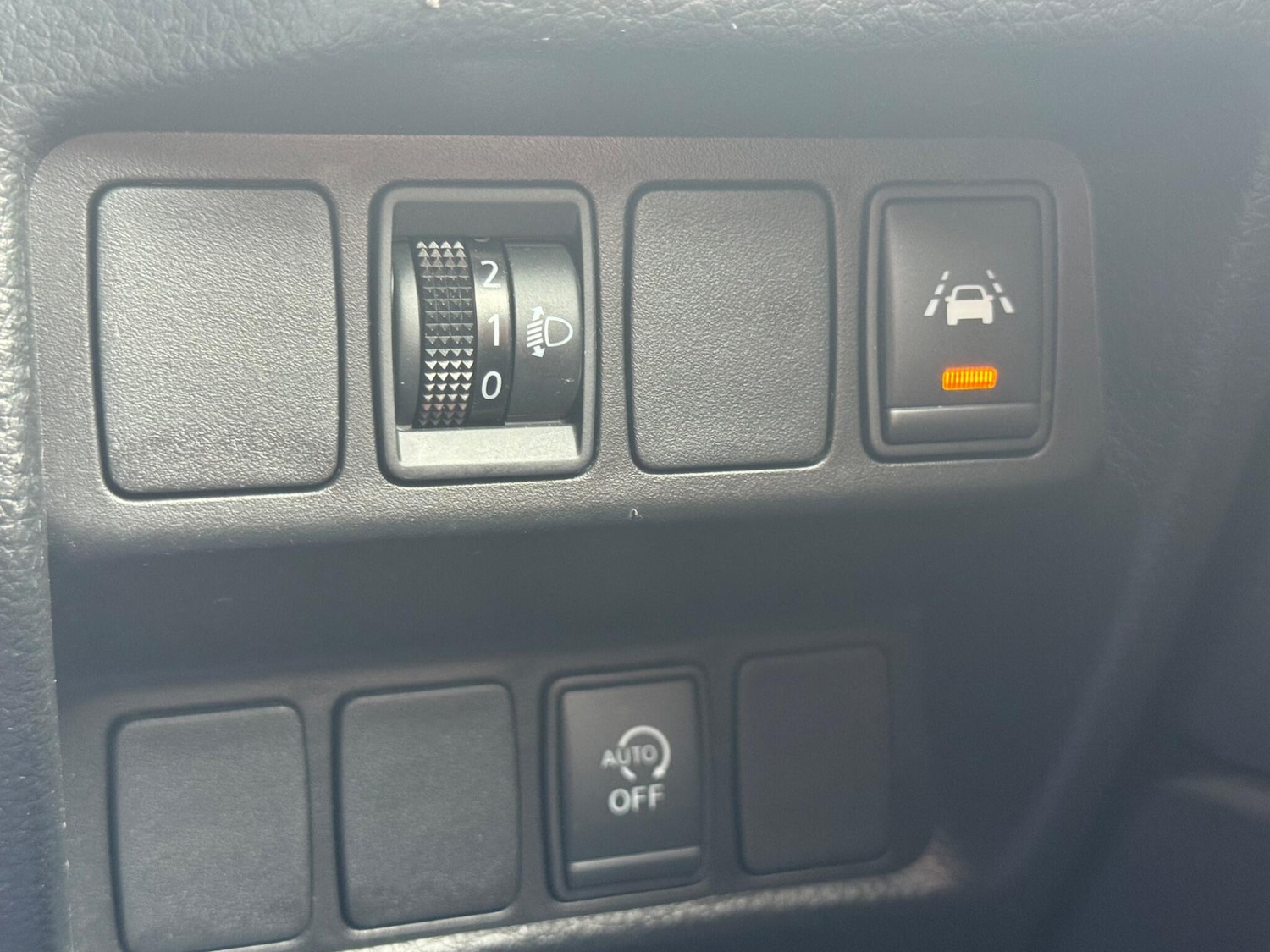 Used Nissan Qashqai for sale - 77925815: Photo 32