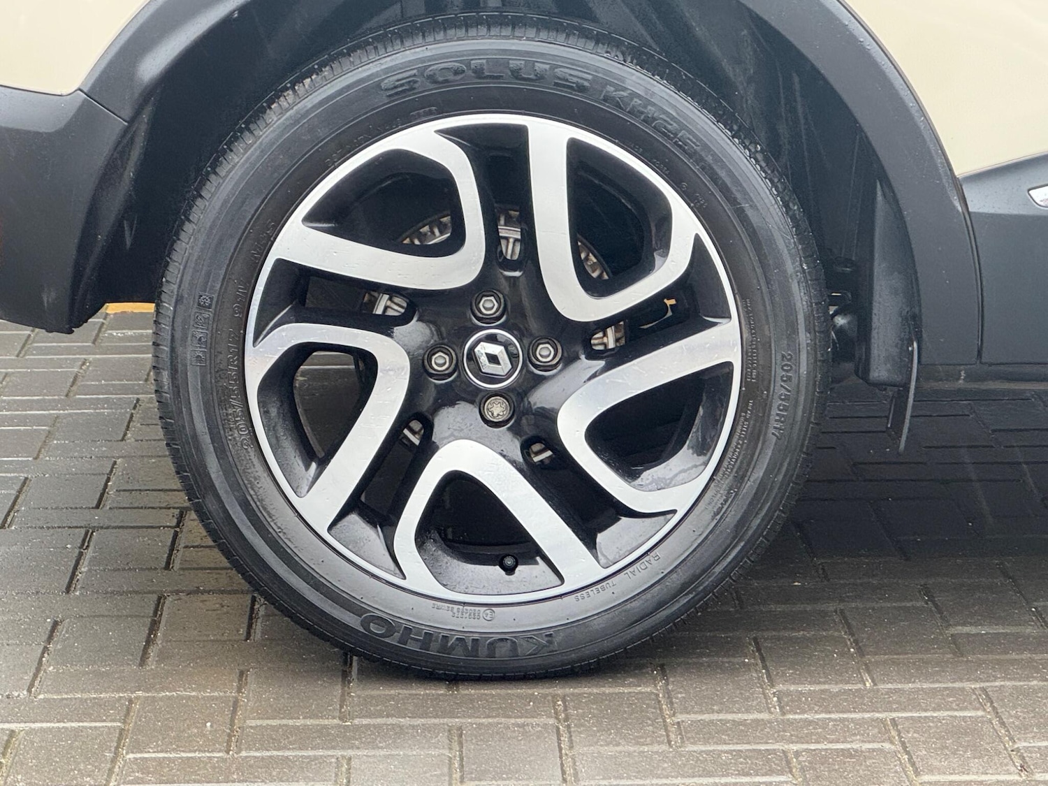 Used Renault Captur 2017 for sale - 77510981: Photo 13