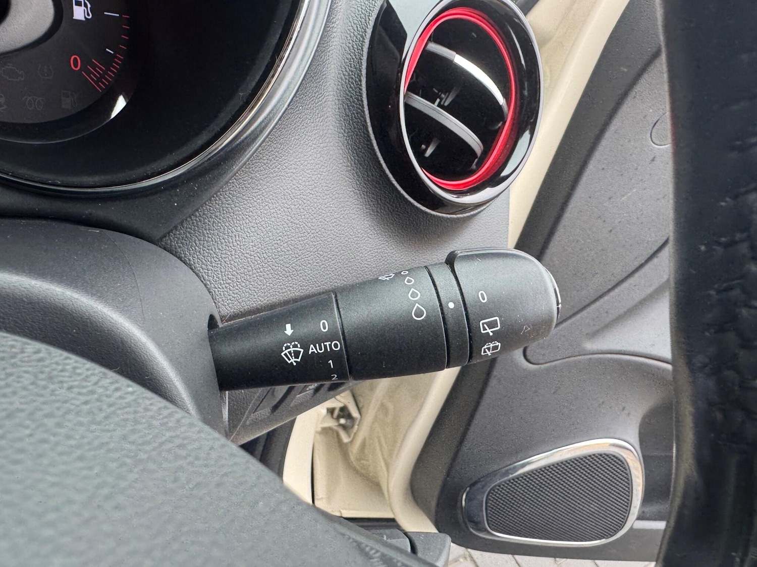 Used Renault Captur 2017 for sale - 77510981: Photo 30