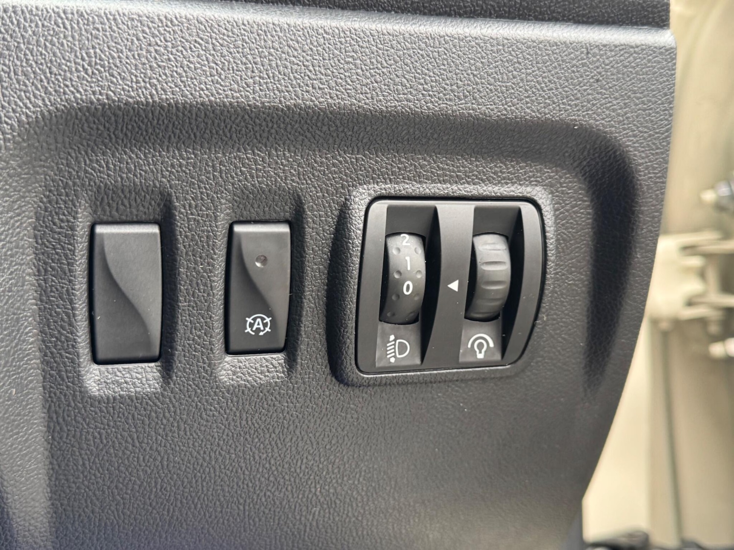 Used Renault Captur 2017 for sale - 77510981: Photo 36