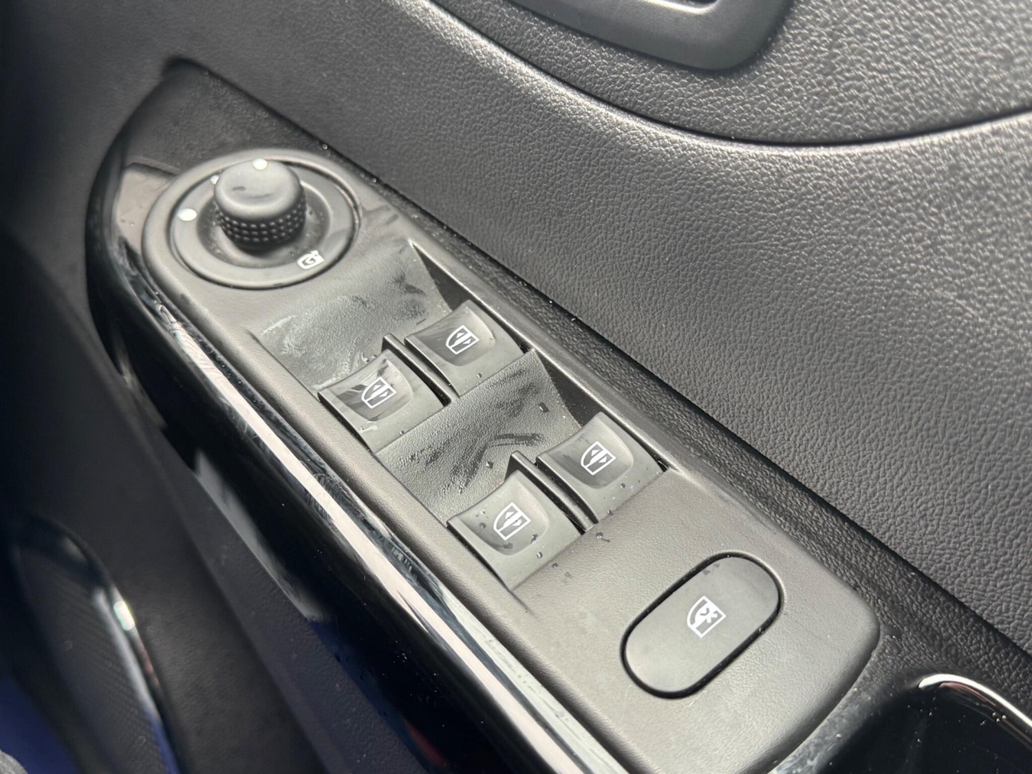 Used Renault Captur 2017 for sale - 77510981: Photo 37