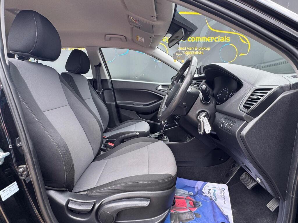 Used Hyundai i20 2017 for sale - 76689051: Photo 18