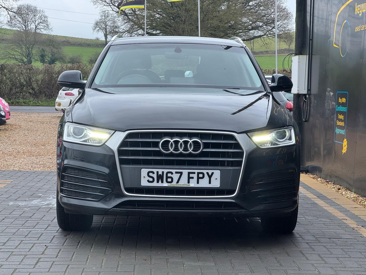 Used Audi Q3 2017 for sale - 77330643: Photo 10