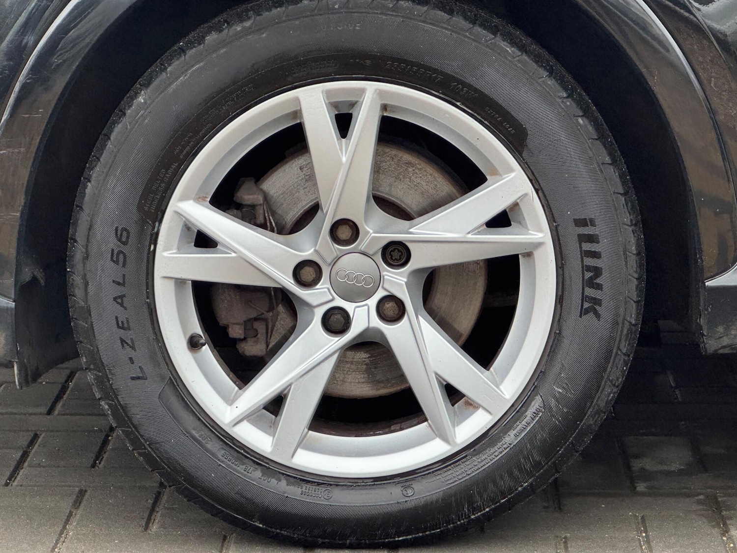 Used Audi Q3 2017 for sale - 77330643: Photo 15