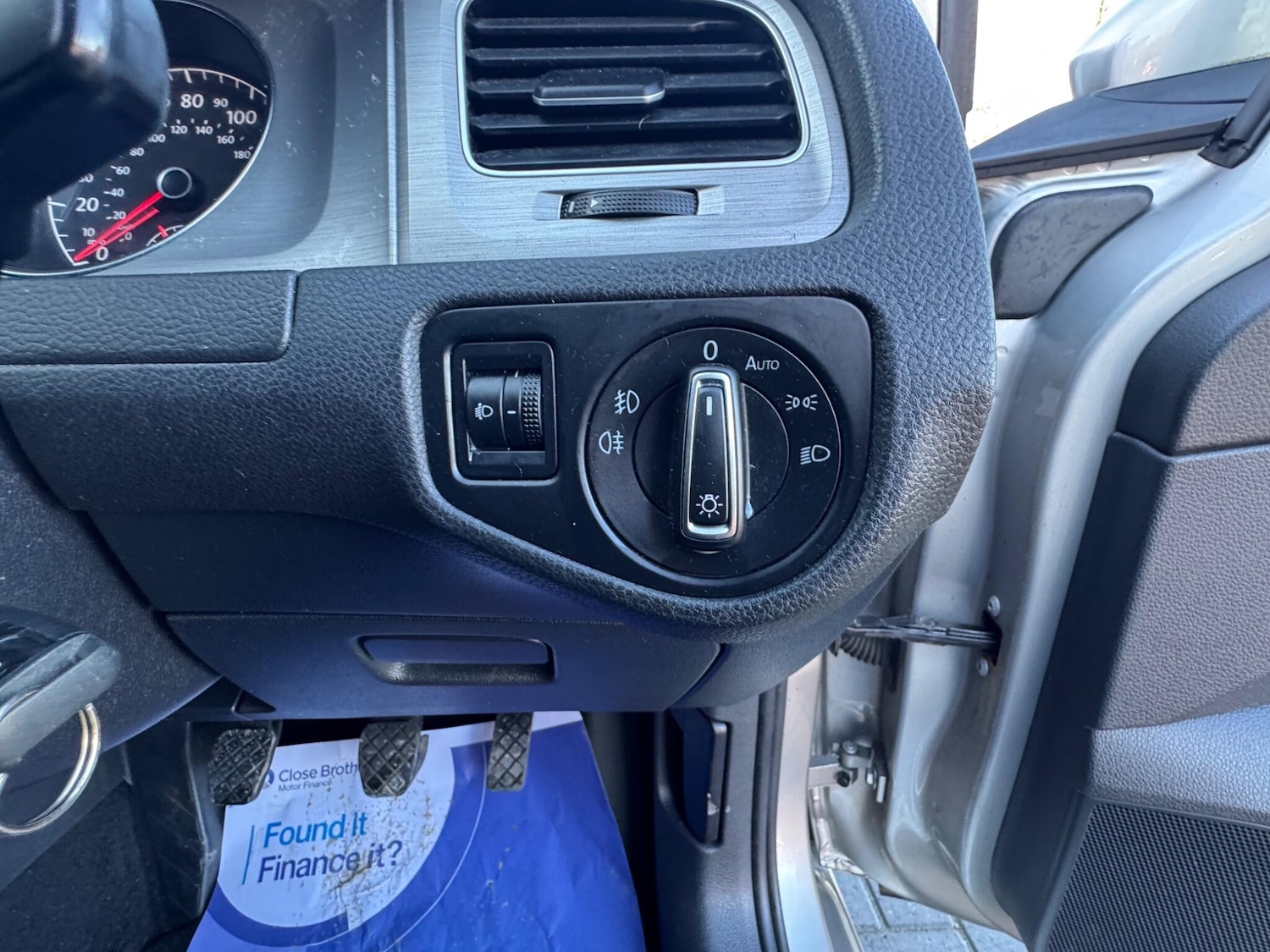 Used Volkswagen Golf 2015 for sale - 77131051: Photo 28