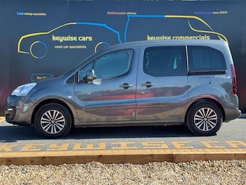 Used Peugeot Partner Tepee 2017 for sale - 76200192: Photo 2