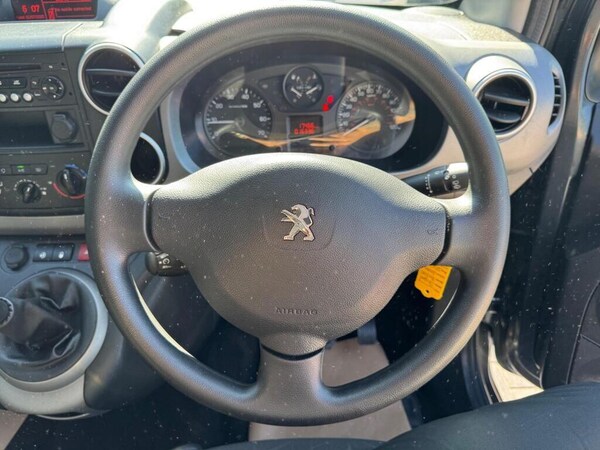 Used Peugeot Partner Tepee 2017 for sale - 76200192: Photo 30